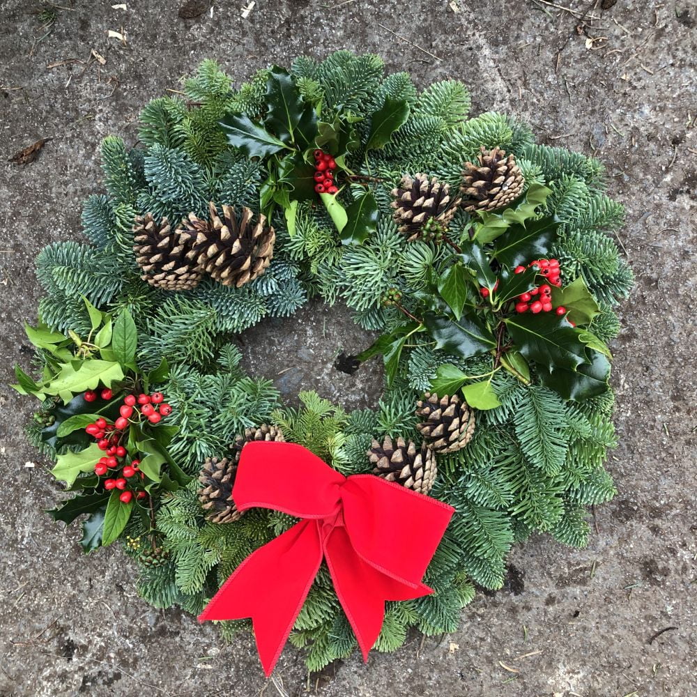 holly-grave-wreath-galway-flowers